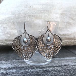 Silpada sterling earrings with grey pearl